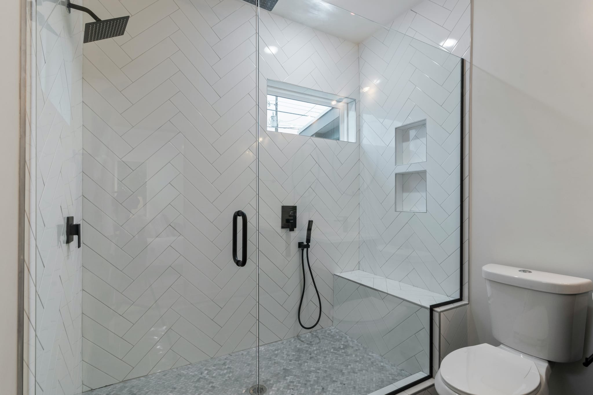 Mirrored Bathroom Cabinet with Light for Everyday Convenience