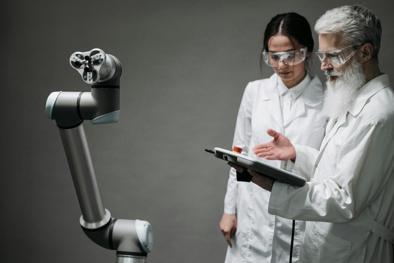 AI for Competitive Intelligence Using Free AI Prompt Templates