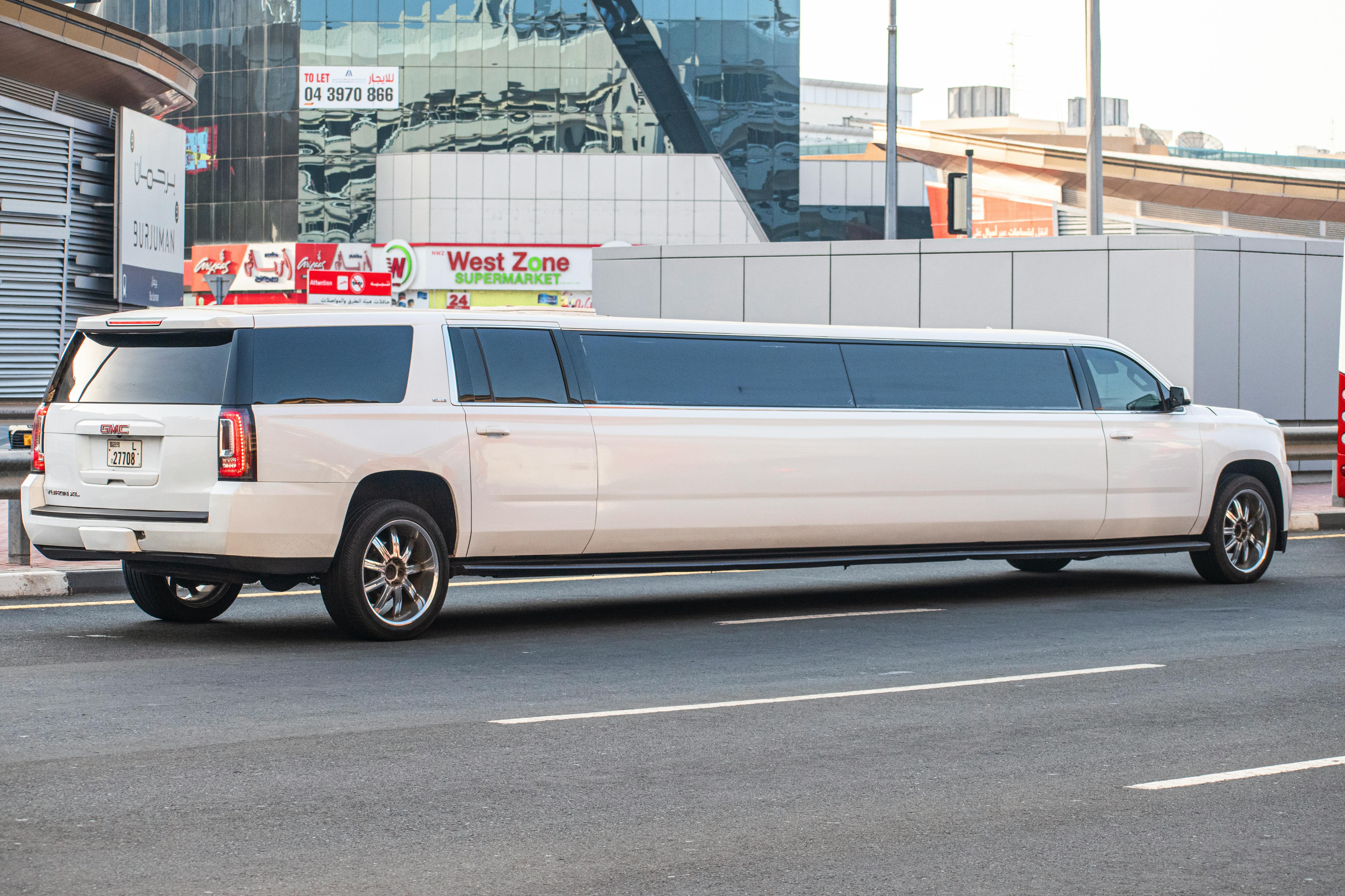 VIP Miami Limo – Elite Chauffeur Service Throughout South Florida