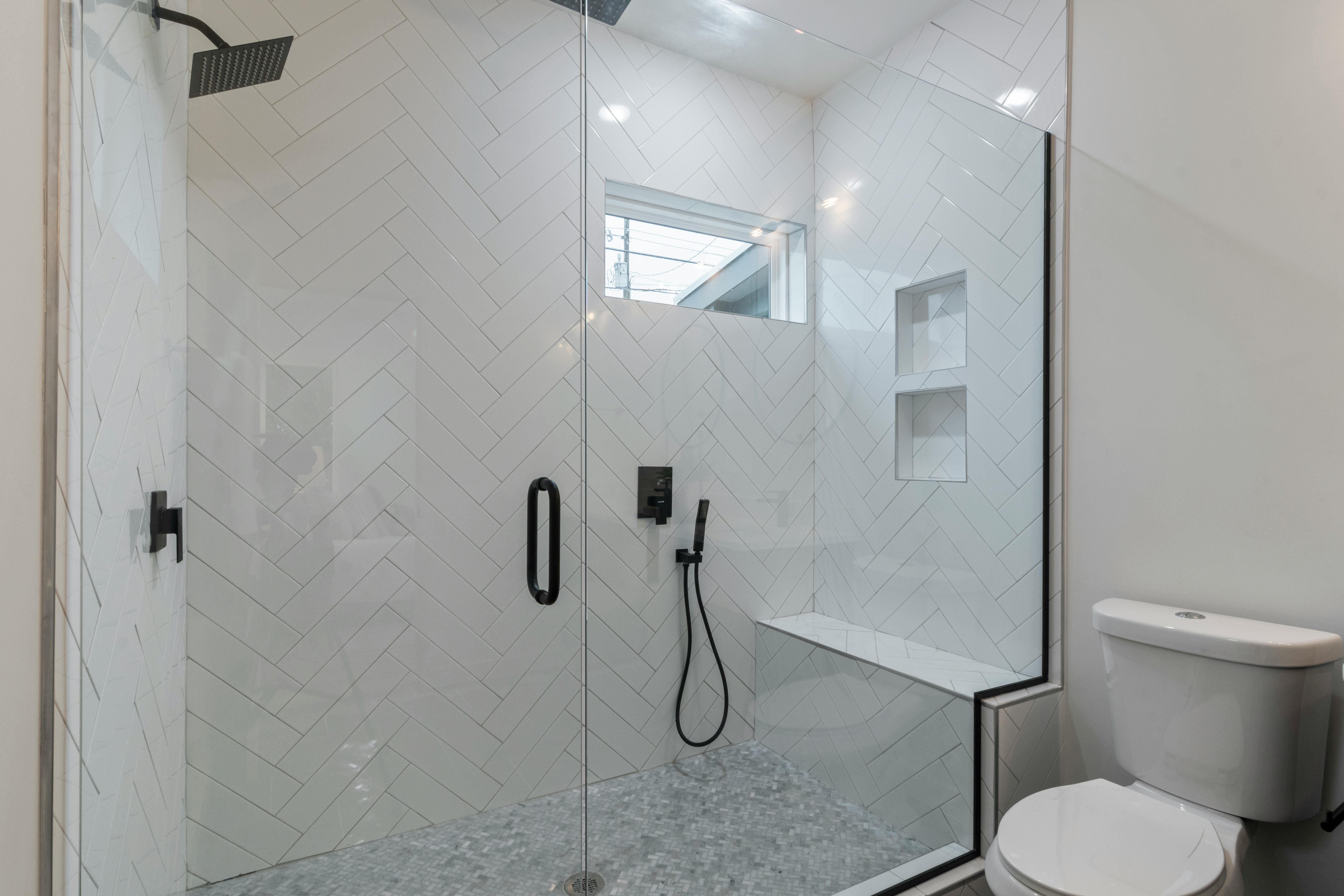 Mirrored Bathroom Cabinet with Light for Everyday Convenience