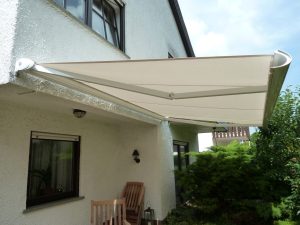 Kassettenmarkise_Gold2-1024x768